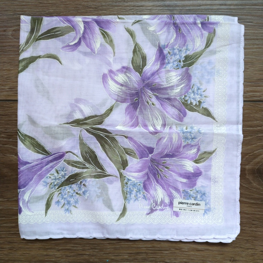 Vtg Pierre Cardin Handkerchief Purple‎ Floral Lily Scalloped Edge Cotton 18.5"